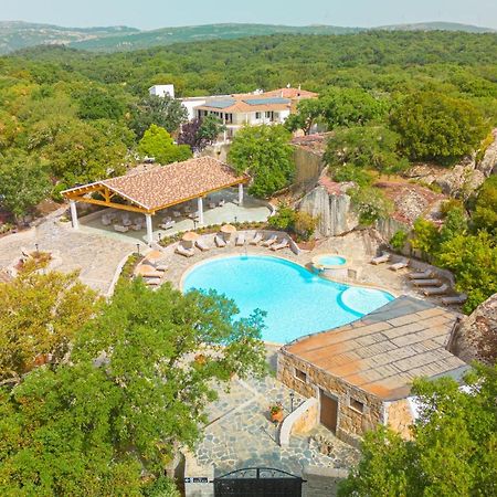 Paghe Eco Luxury Experience Hotel Budduso Ngoại thất bức ảnh