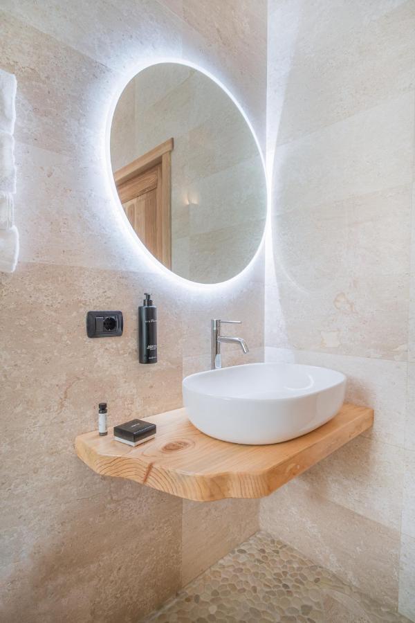 Paghe Eco Luxury Experience Hotel Budduso Ngoại thất bức ảnh