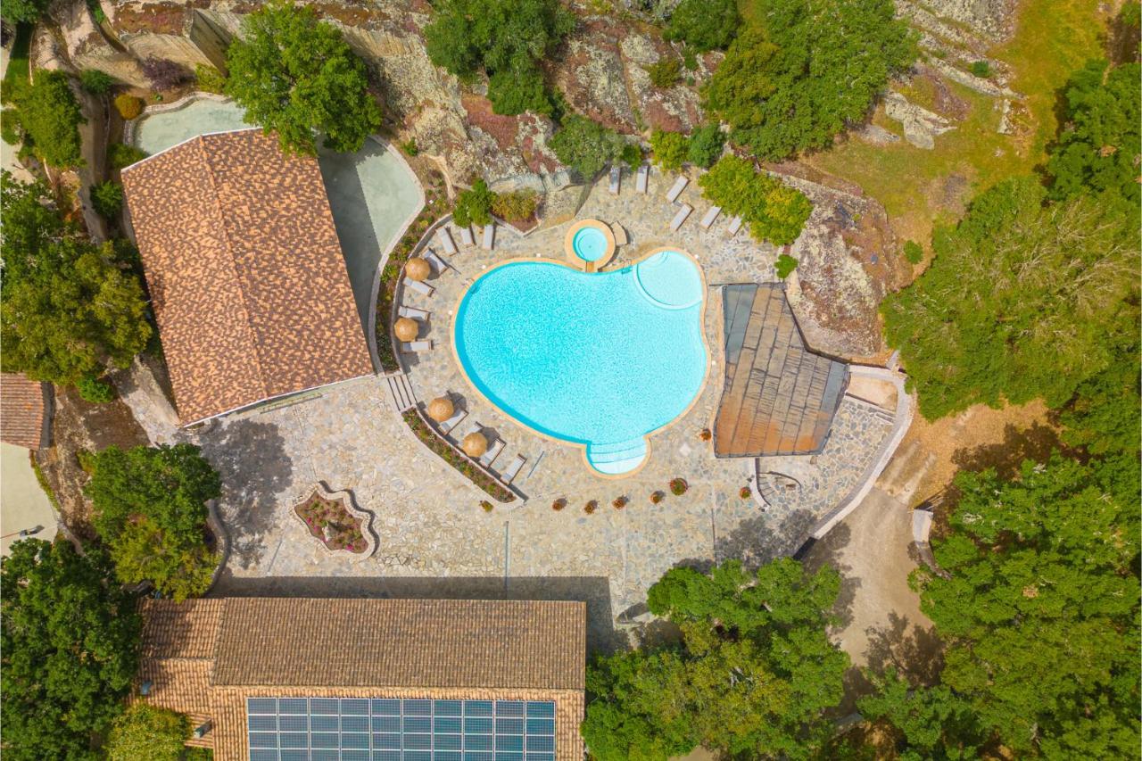 Paghe Eco Luxury Experience Hotel Budduso Ngoại thất bức ảnh
